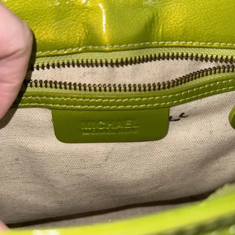 Michael Kors Green and Tan Woven Bag - Picture 10 of 14
